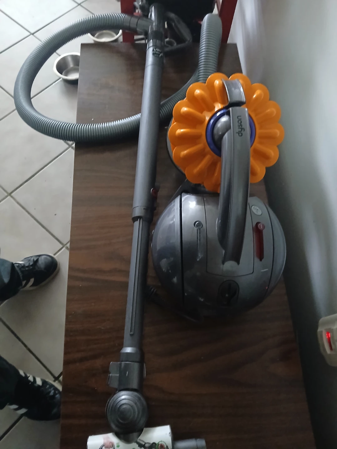 Dyson vacuum cleener - photo 2
