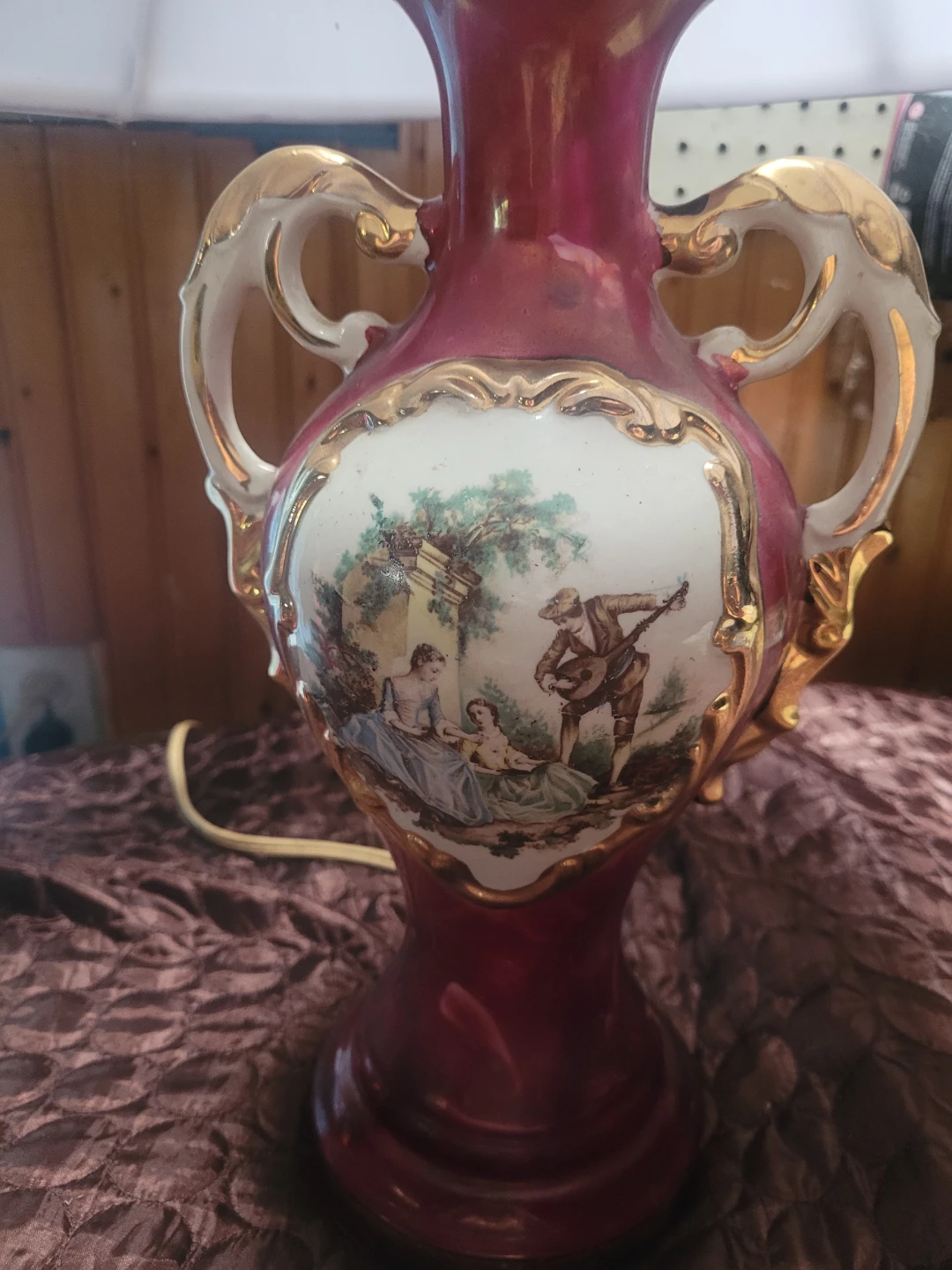 George and Martha Washington lamp - photo 2