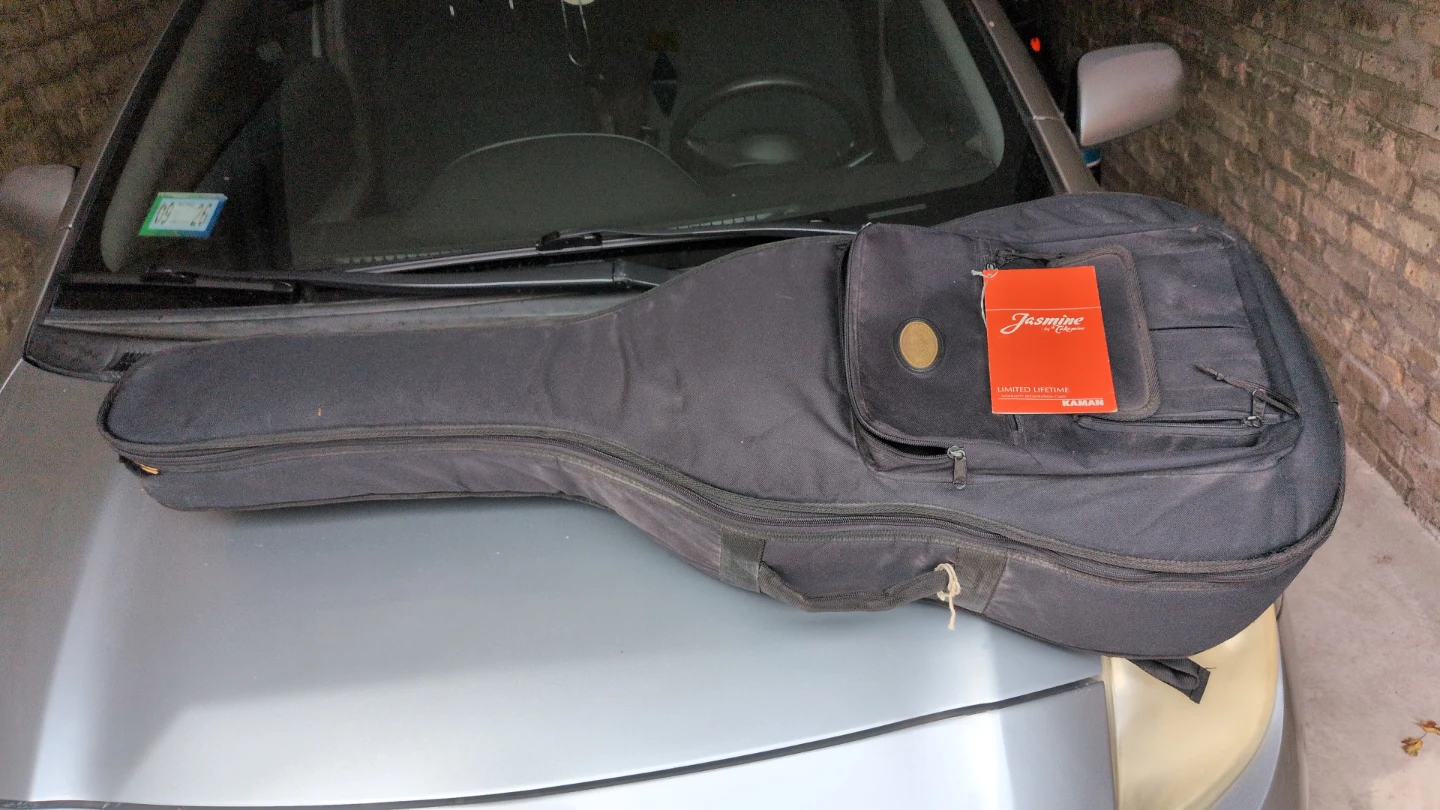 Acoustic guitar/case included - photo 2