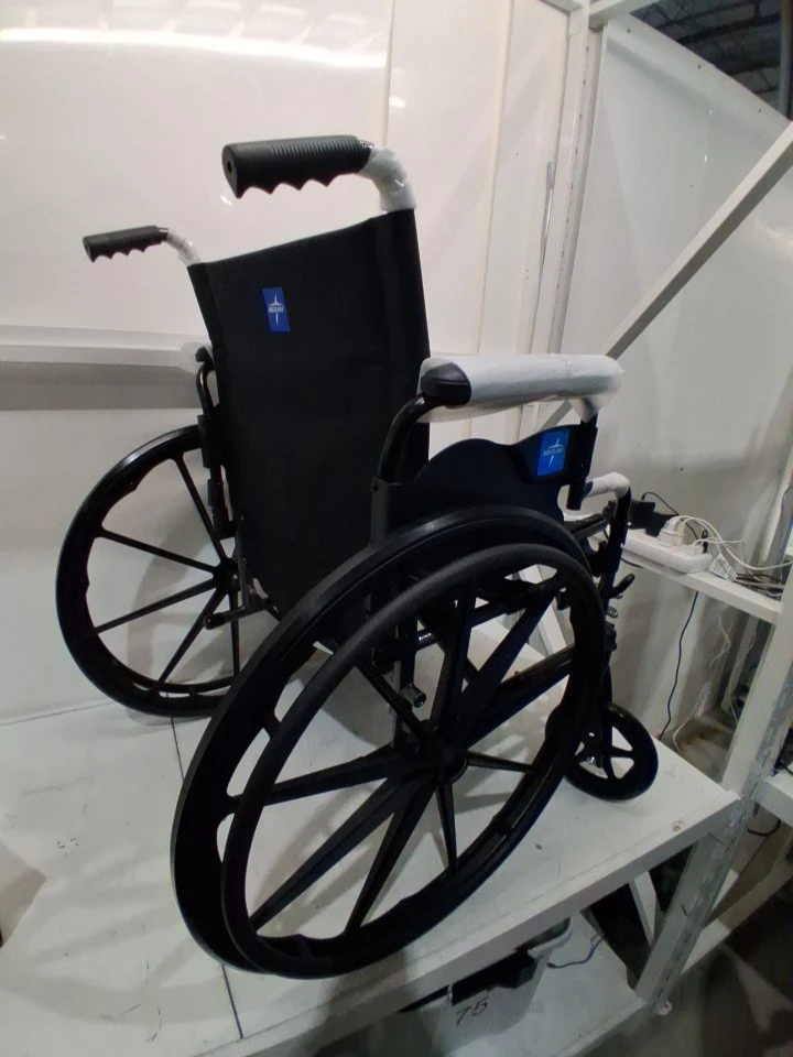 NEW- Medline Guardian Wheelchair- 16 inch seat - photo 2