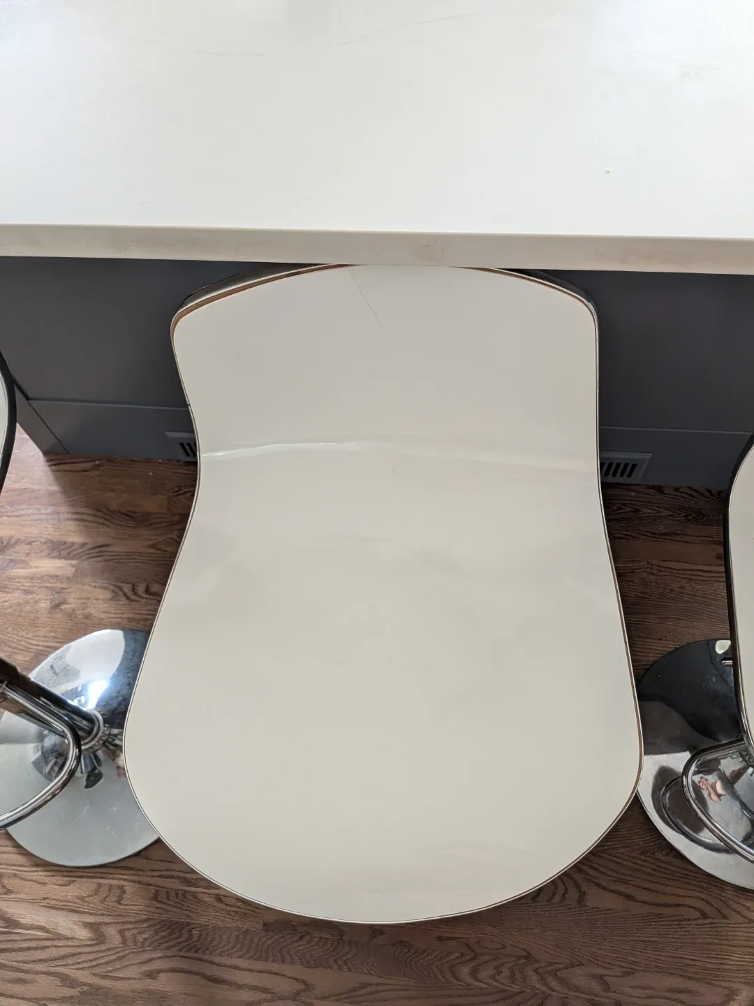 White Adjustable Bar Stools 3 for $100 - photo 3