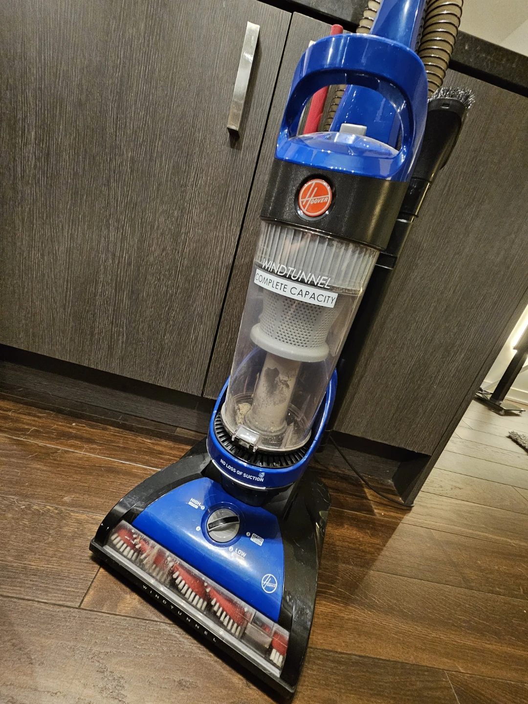 Hoover WindTunnel Complete Capacity Vacuum