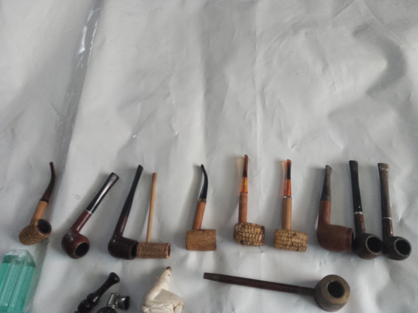 Collection of 13 Vintage Pipes and Accessories - photo 4