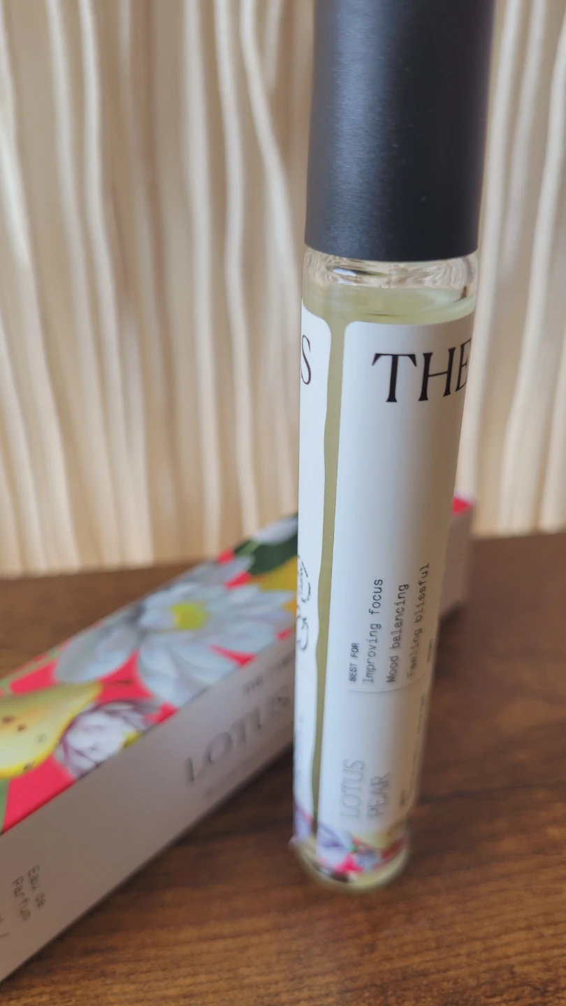 The 7 Virtues Lotus Pear Eau de Parfum Rollerball – 11ml - photo 3