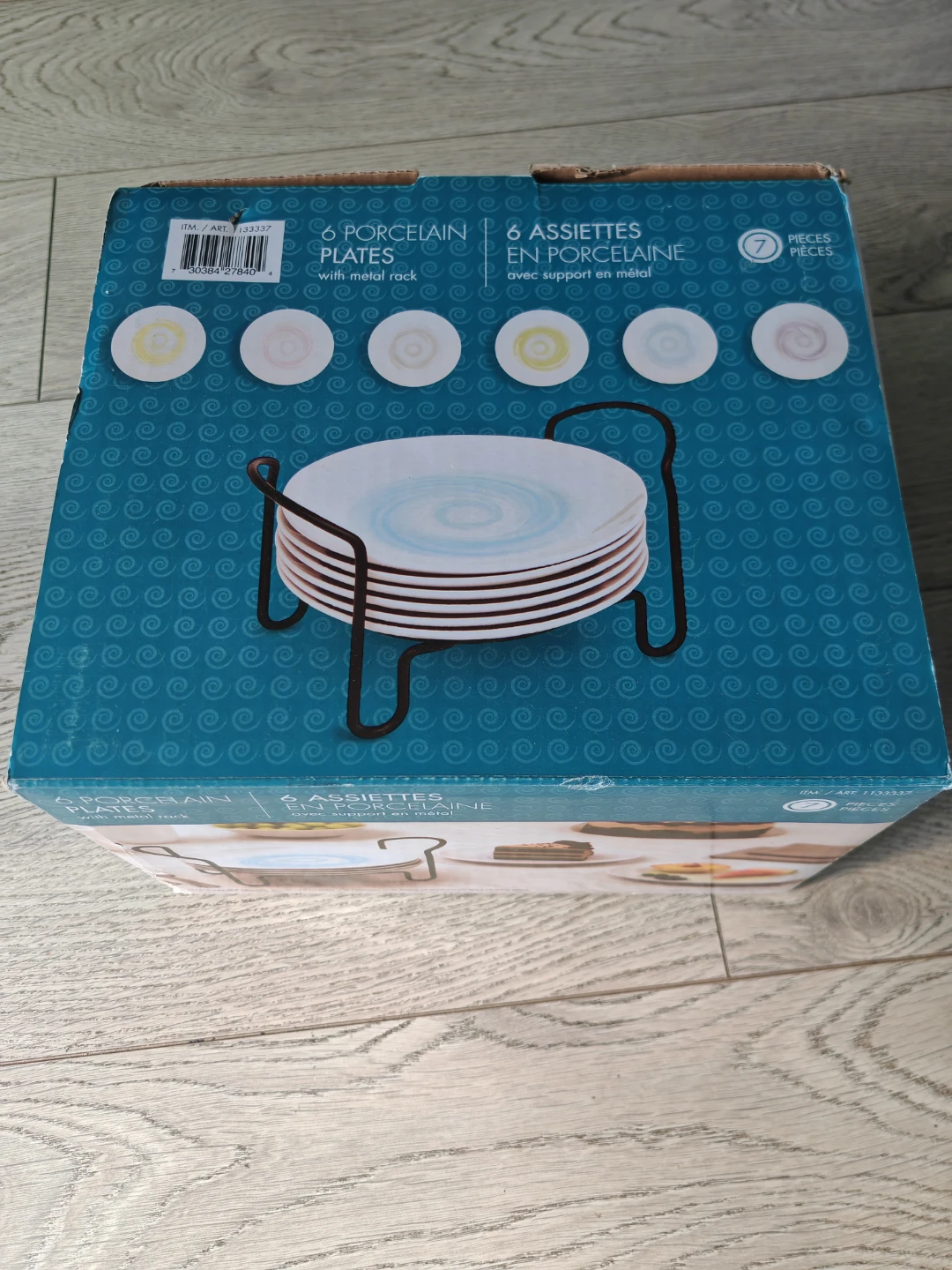 6‑Piece Porcelain Plate Set with Metal Rack – New in Box - photo 3