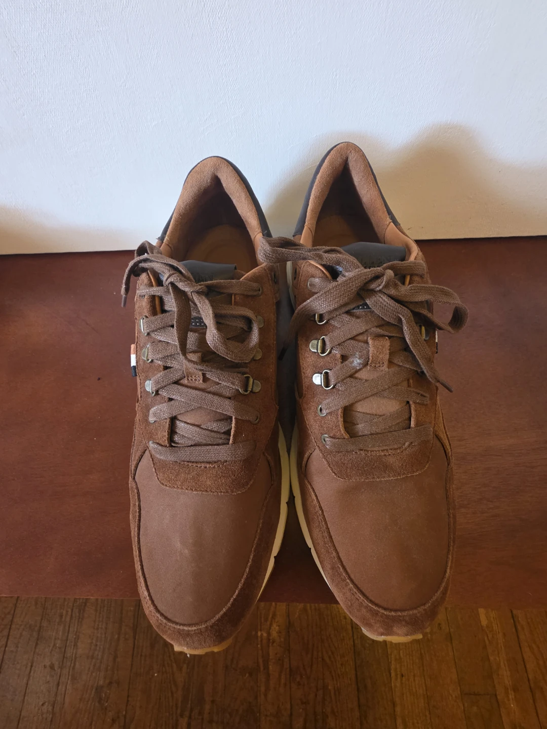 Vibram Brown Leather Walking Shoes