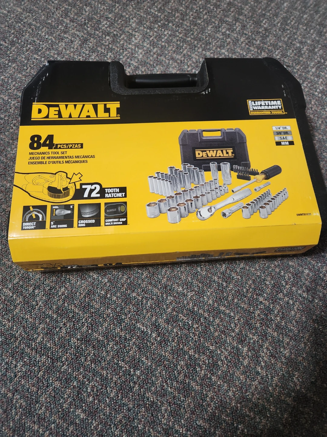 DEWALT 84-Piece Mechanics Tool Set