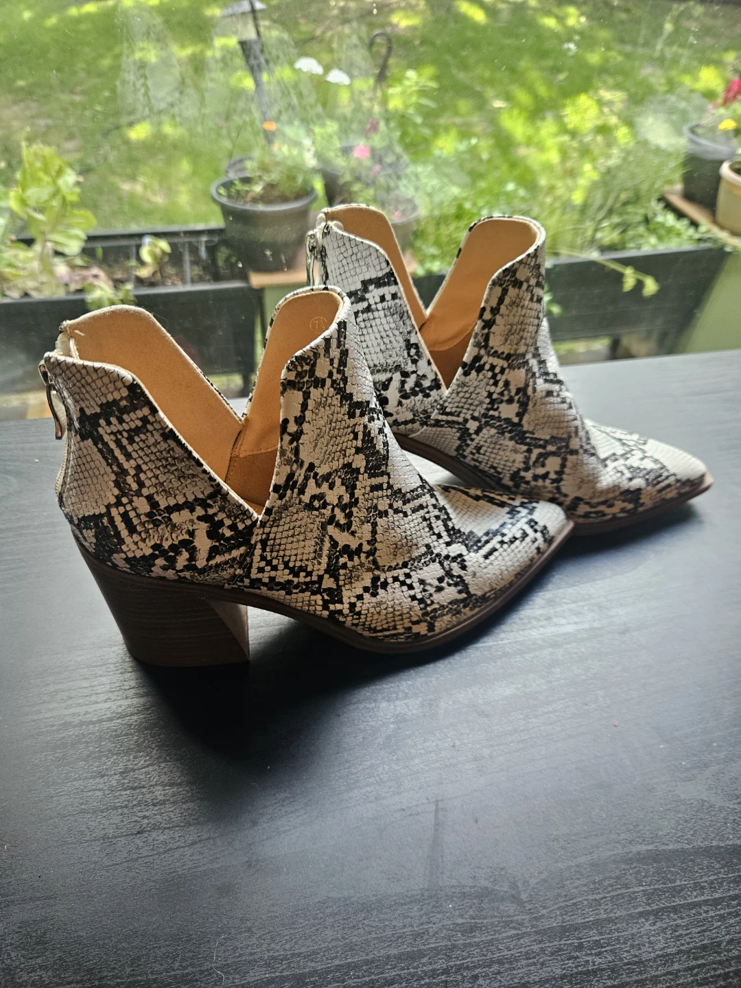 Women's Snakeskin Ankle Boots Size 7.5