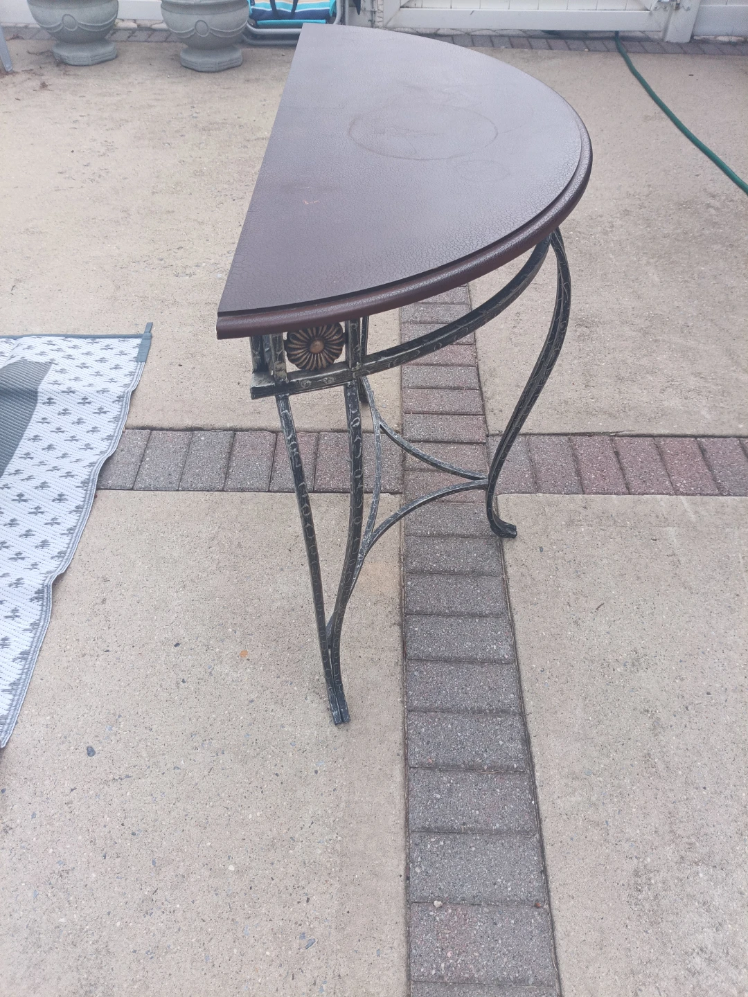 Half-Round Metal Console Table - photo 2