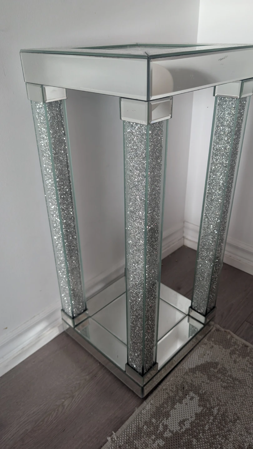 Crushed Crystal Mirrored Side Table - photo 2