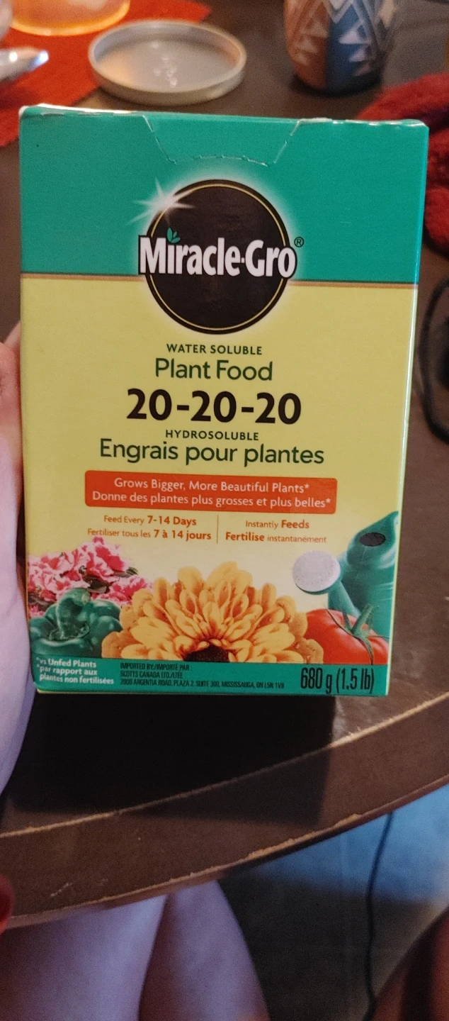 Miracle-Gro 20-20-20 Water Soluble Plant Food