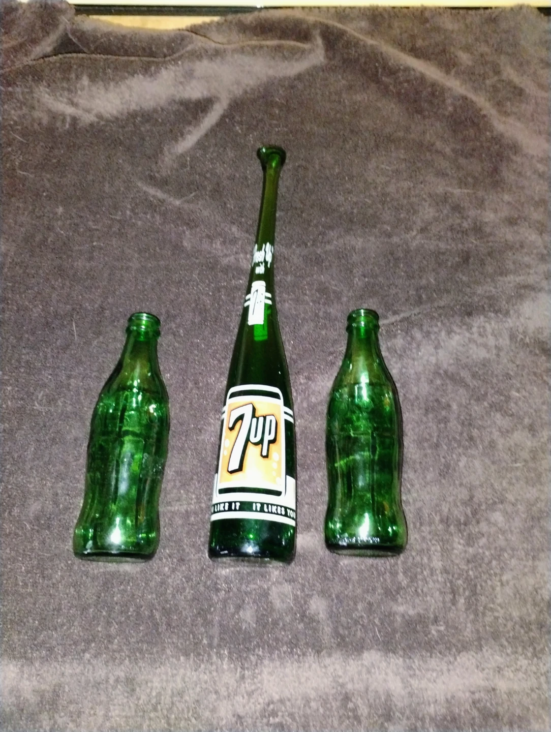 Vintage 7UP and Coca-Cola Green Glass Bottles - photo 2