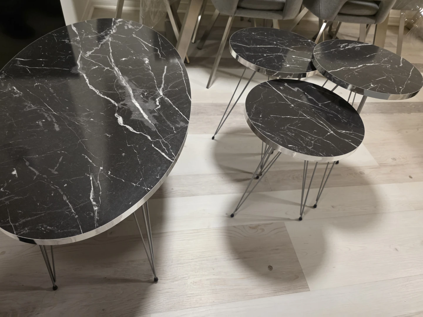 Coffee and matching nesting tables - photo 3