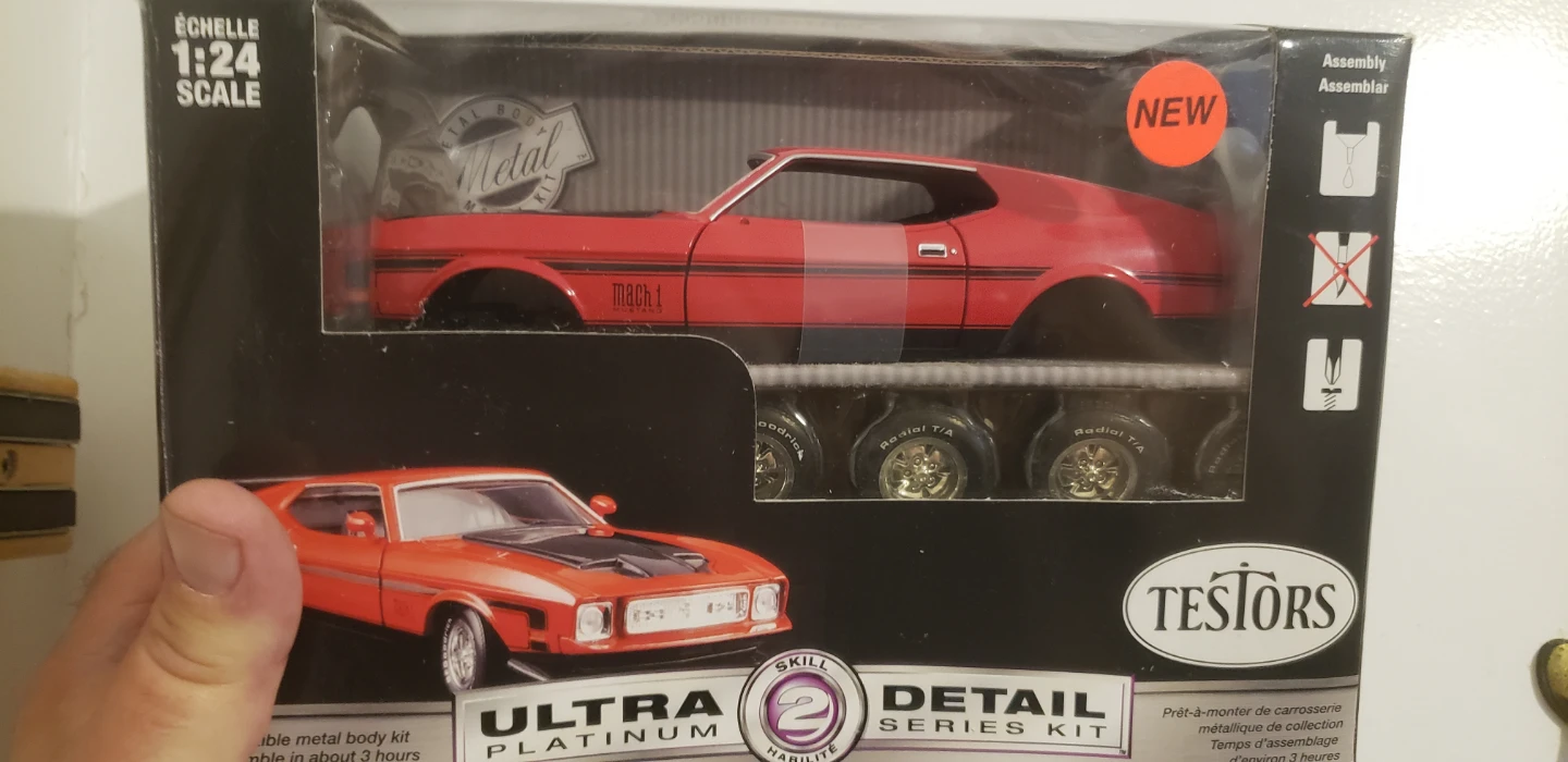 Testors Mustang Mach 1 Ultra Platinum Model Kit