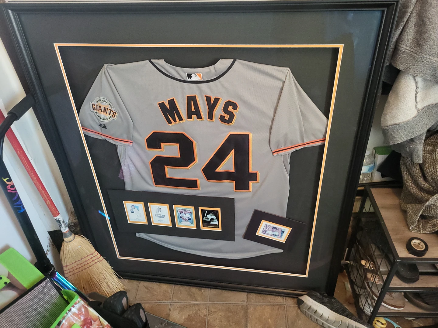 Framed Willie Mays Giants Jersey with Photos - photo 2
