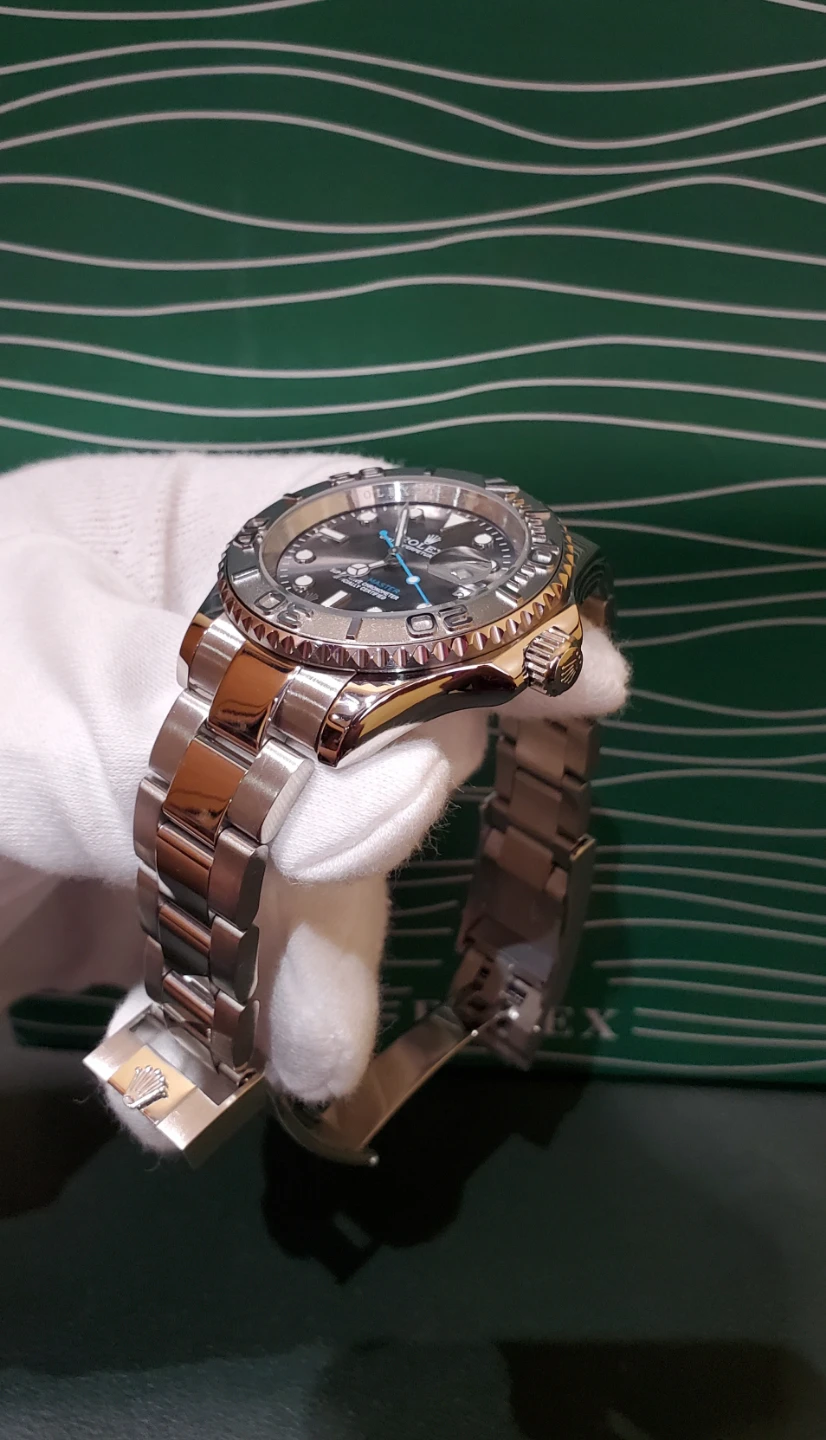 Steel Watch With Oyster-Style Bracelet - photo 2