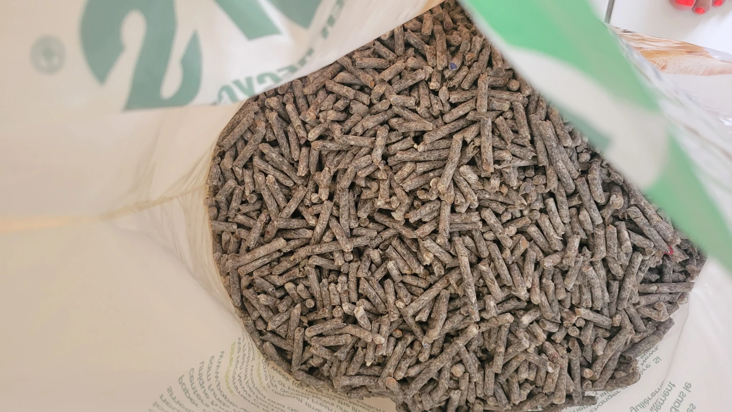 Fresh News Original Recycled Paper Cat Litter - Unscented - photo 2