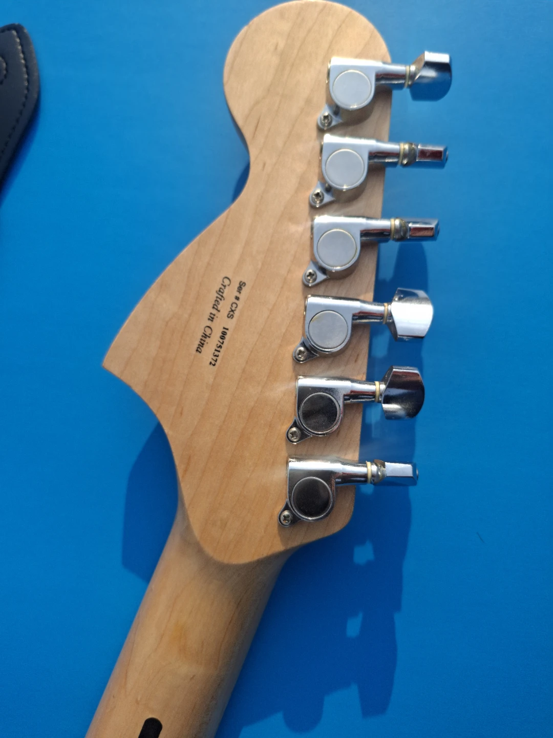 Fender Starcaster Electric Guitar Pack with Amp and Accessories - photo 4