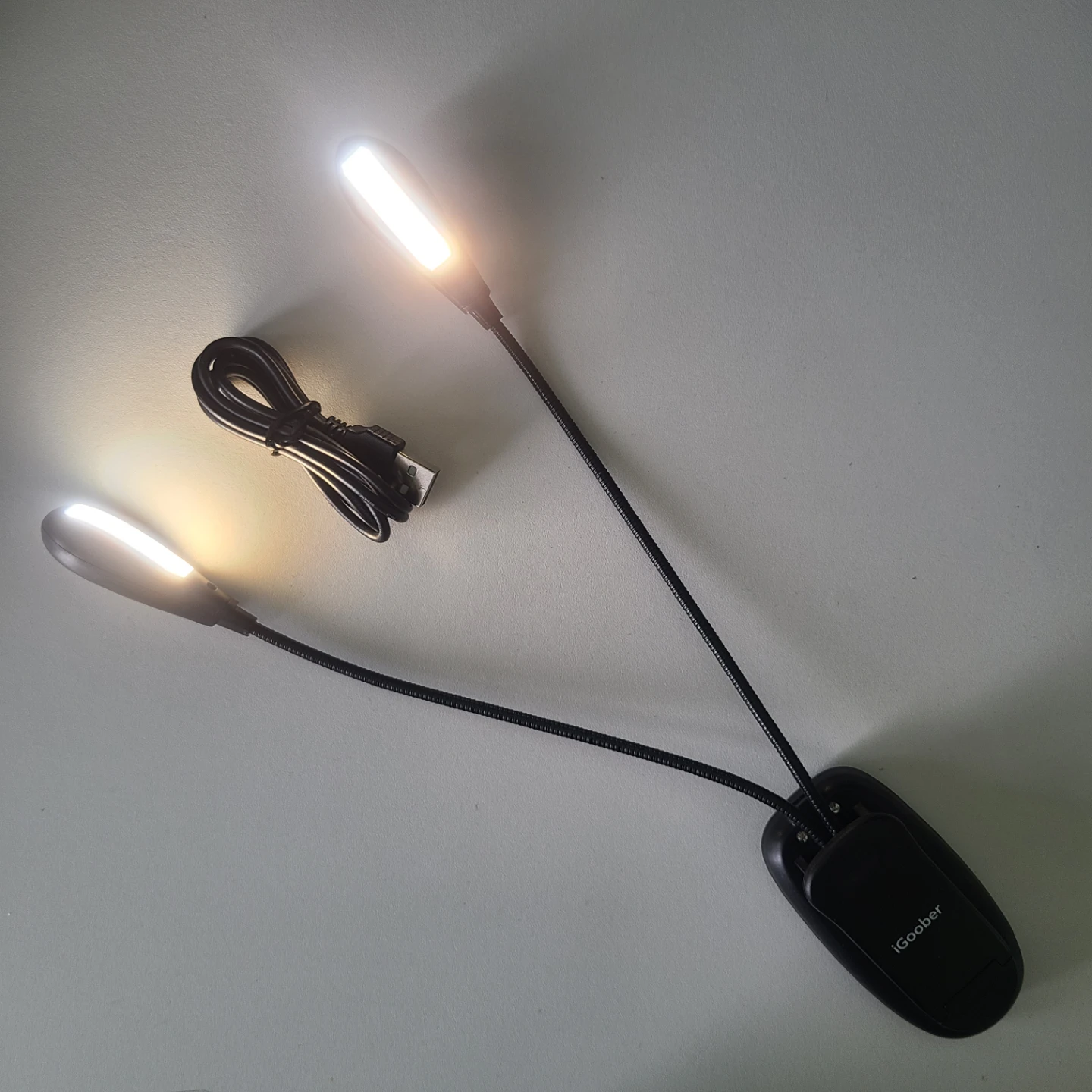iGoober Dual LED Book Light Clip #freecycle - photo 5