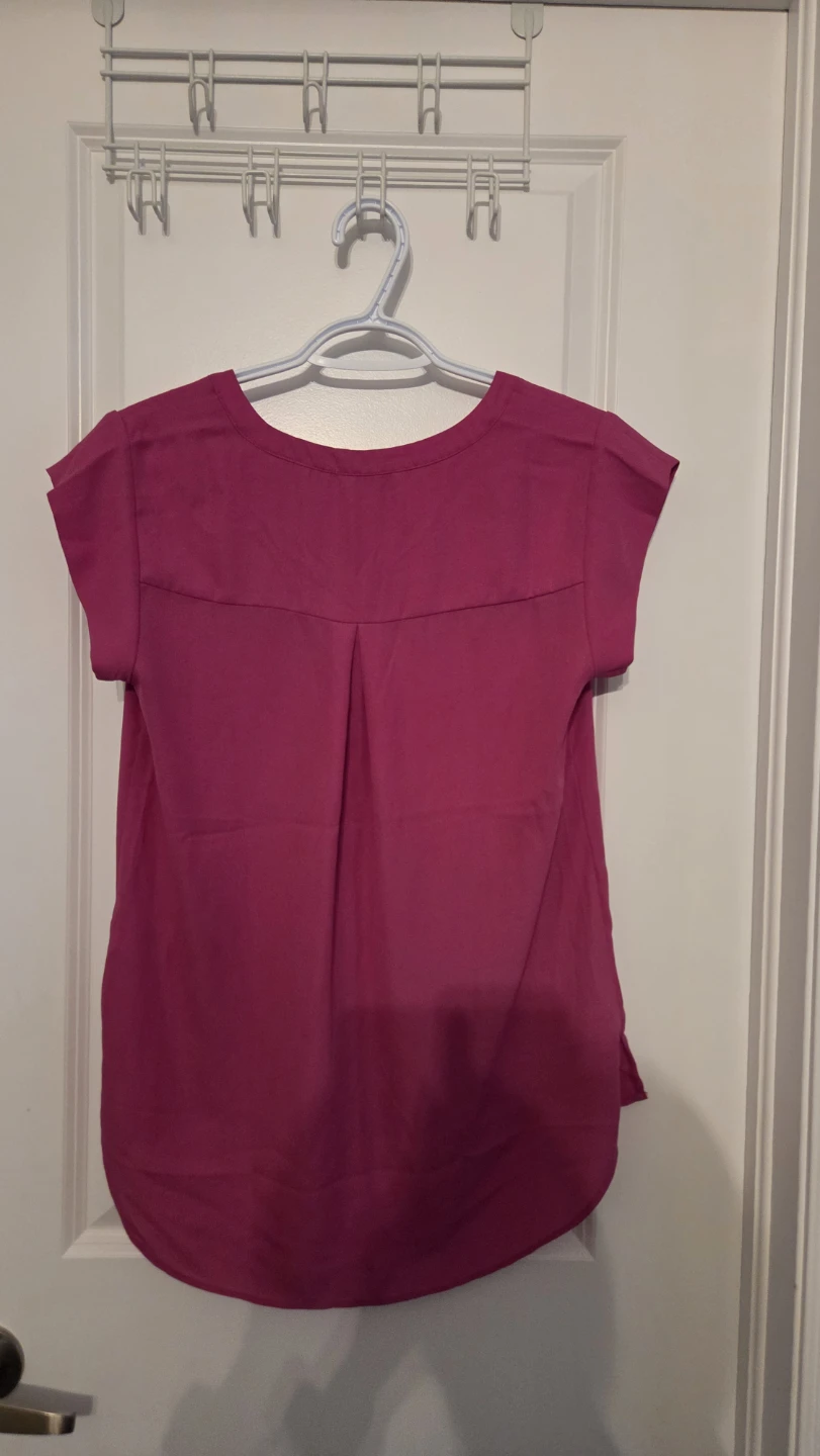 Re-Essentials Women's Pink V-Neck Cap Sleeve Top - photo 3