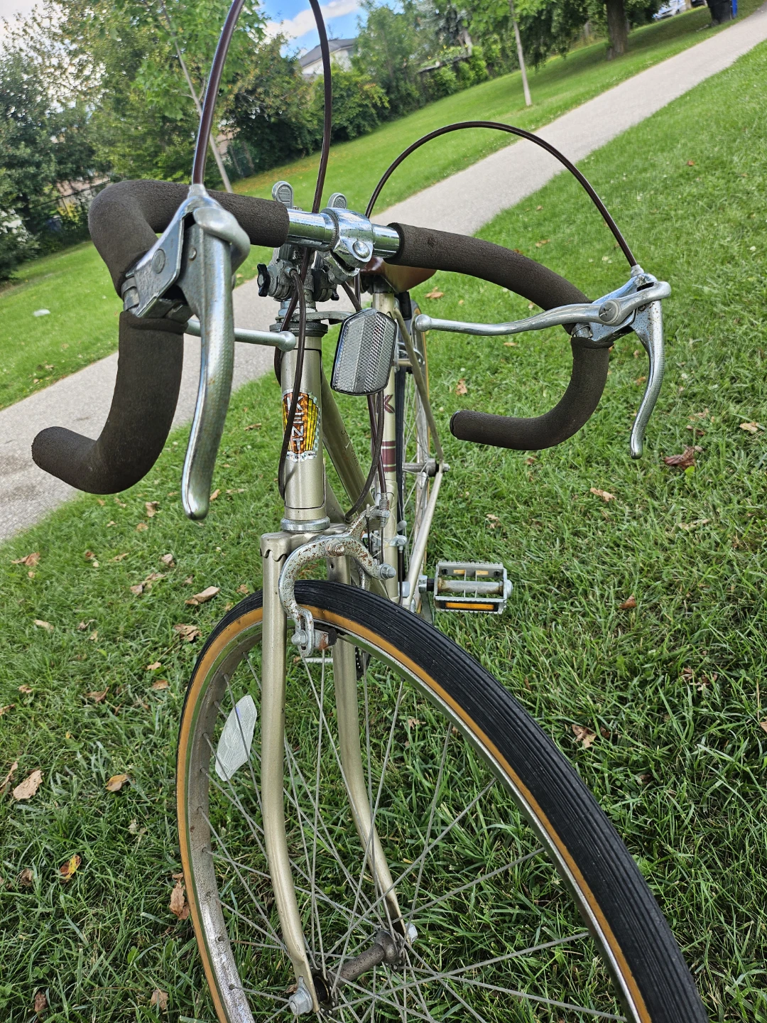 Kent Hornet vintage road bike in gold