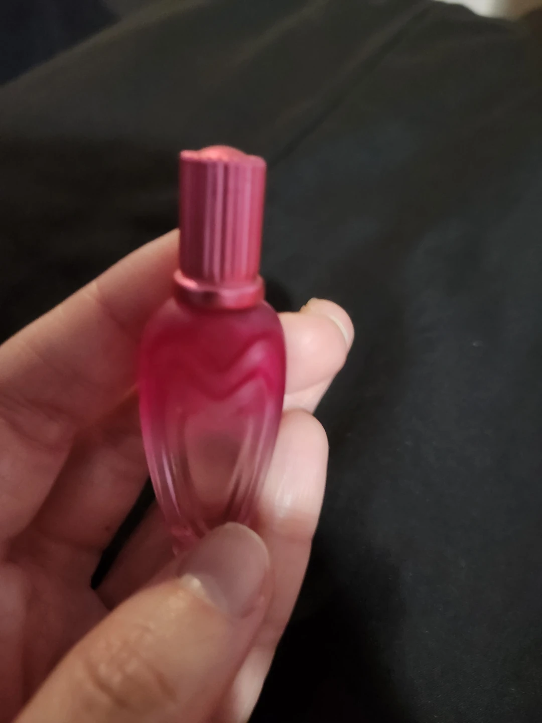 $20 all mini escada perfume 4ml - photo 4