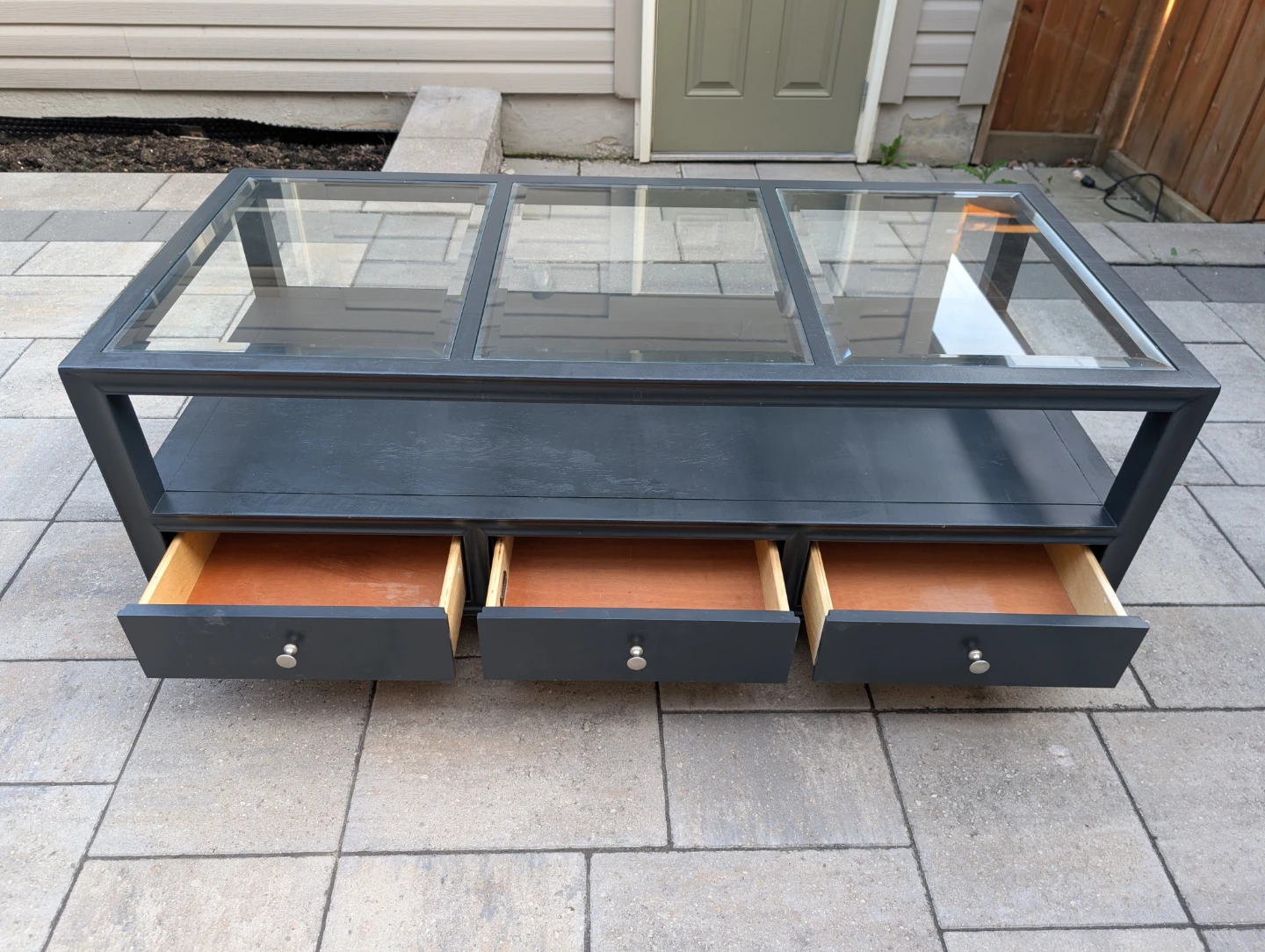 Bassett Large Glass Top Coffee Table – 3 Drawers – Black - photo 3