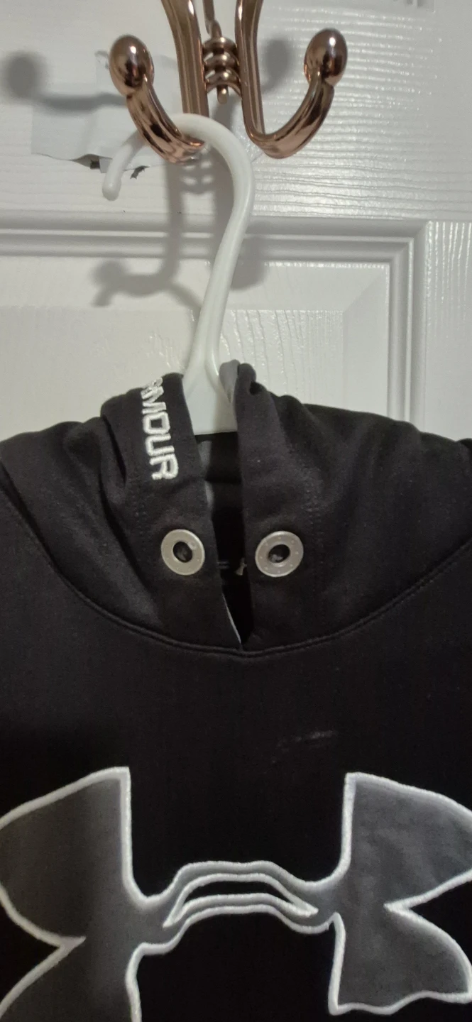 Under Armour Black Hoodie - photo 2