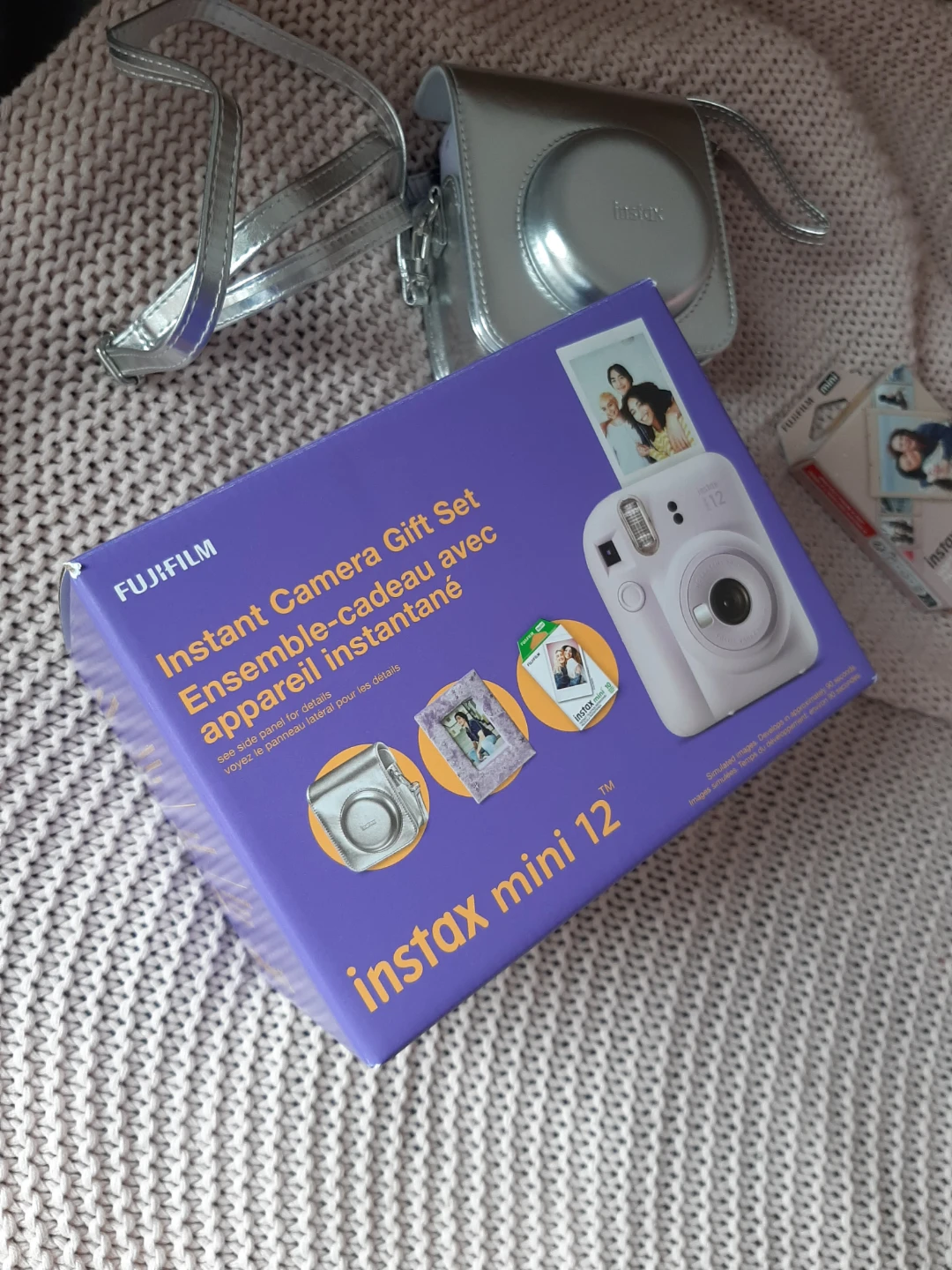 Fujifilm Instax Mini 12 Instant Camera Gift Set with Case & Film - photo 5