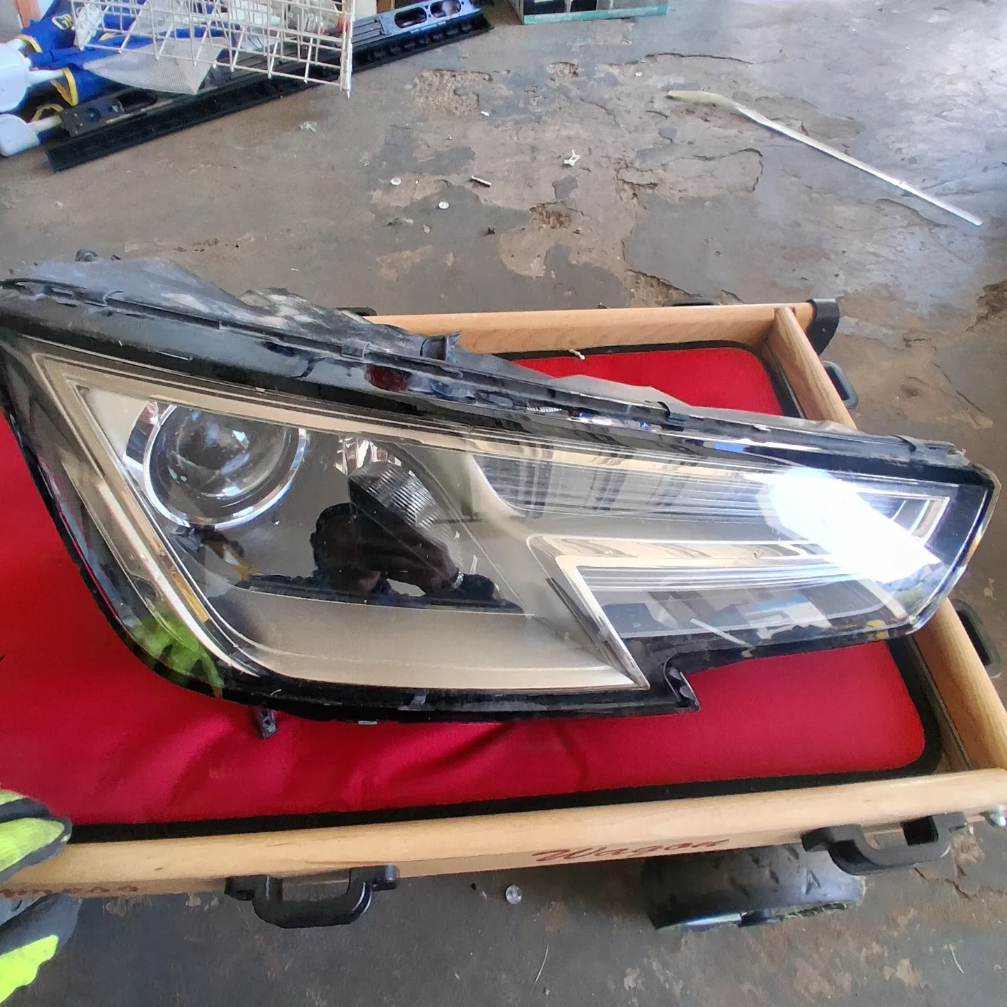 Headlight Assembly - photo 2