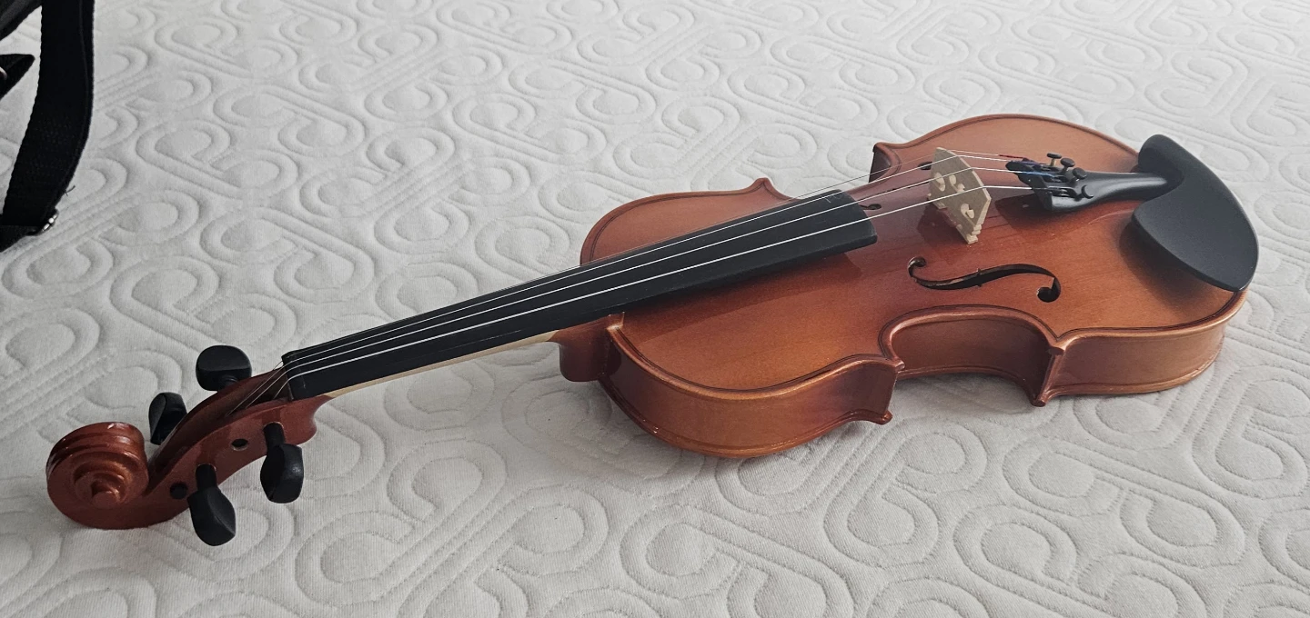 1/2 size Glory Violin with Case and Bow