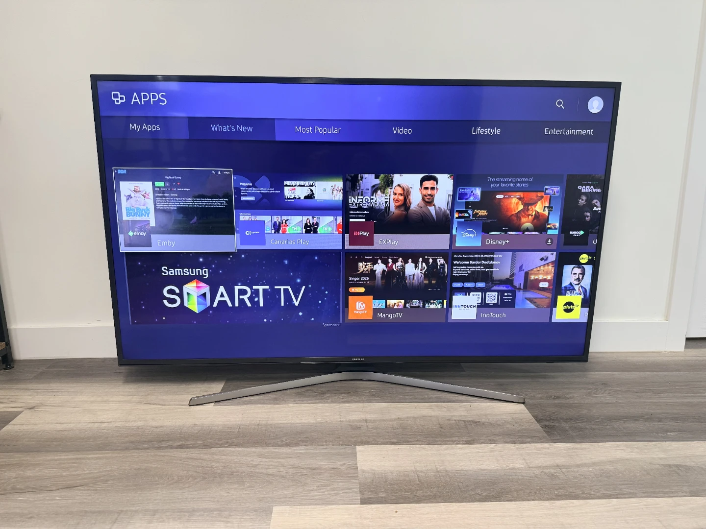 55 Inch Samsung Smart 4K TV - photo 5