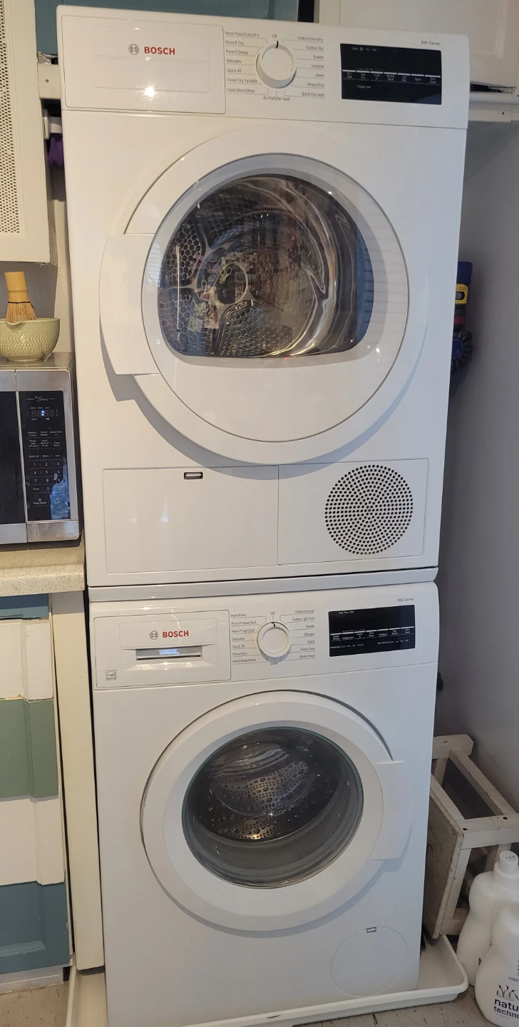 Laundry machine & dryer - photo 3