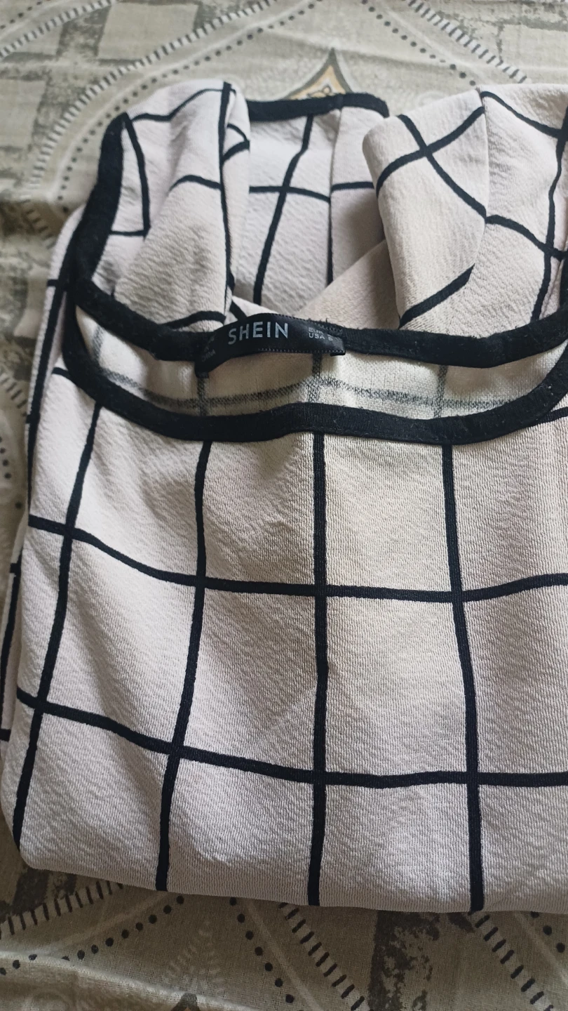 SHEIN Grid Print Long Sleeve Top - photo 2