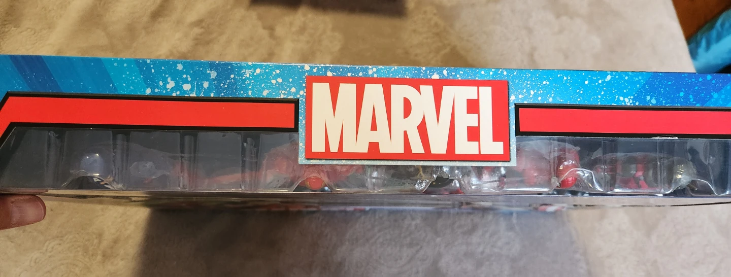 Marvel Ultimate Protectors Pack Action Figures - photo 2