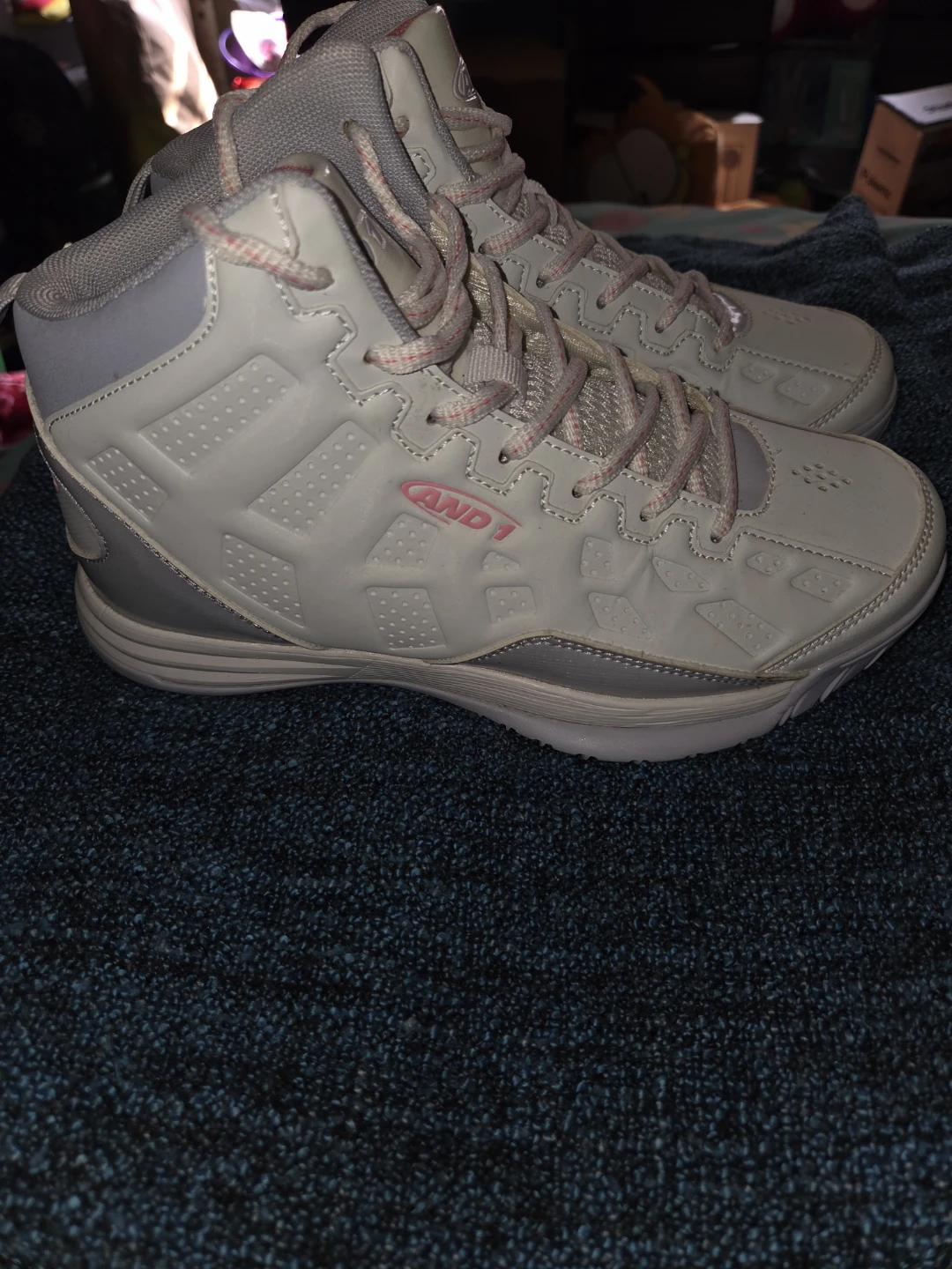 AND1 White & Pink Kids Basketball Shoes - photo 3