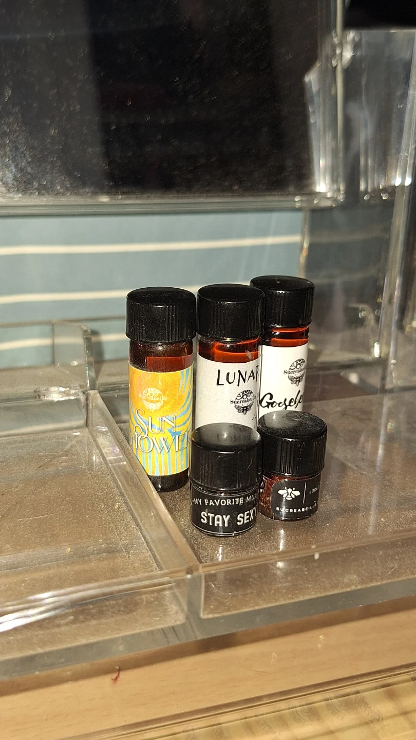 Indie perfume drams