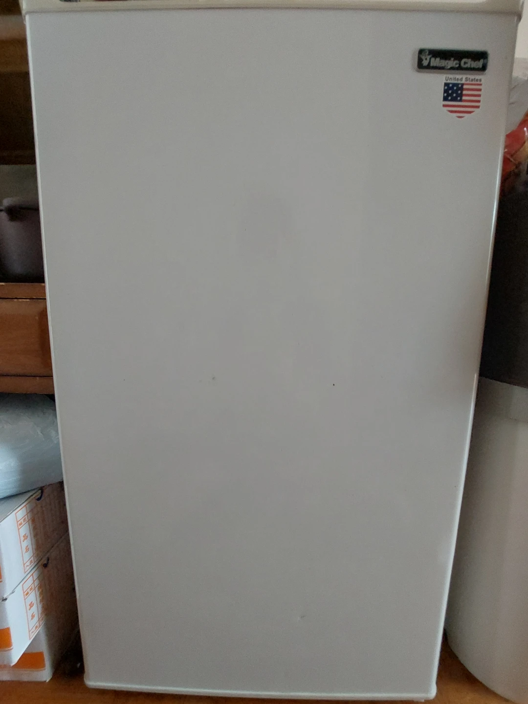 Magic Chef White Mini Fridge - photo 4
