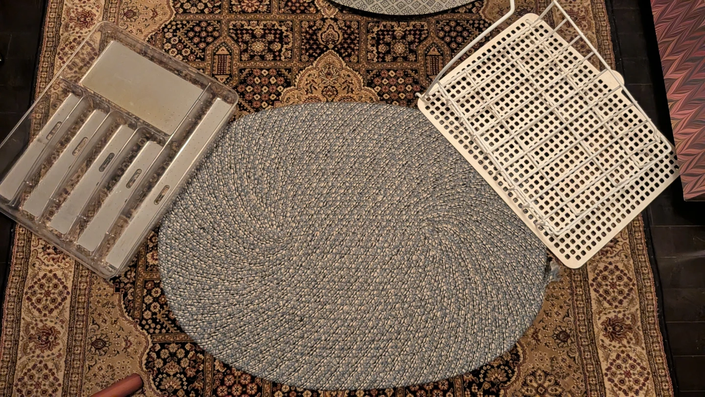 Kitchen Mat, Dish Rack and Cutlery Tray
