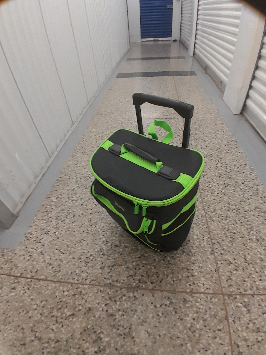 Uline Rolling Cooler Bag 12 Liter Capacity