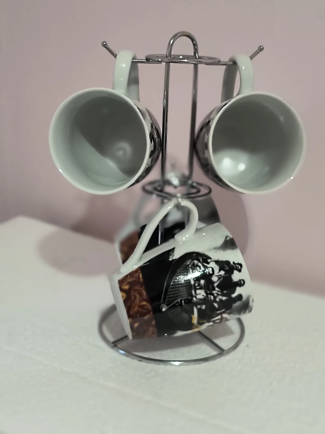 Set of Coffee Mugs with Metal Stand - photo 2