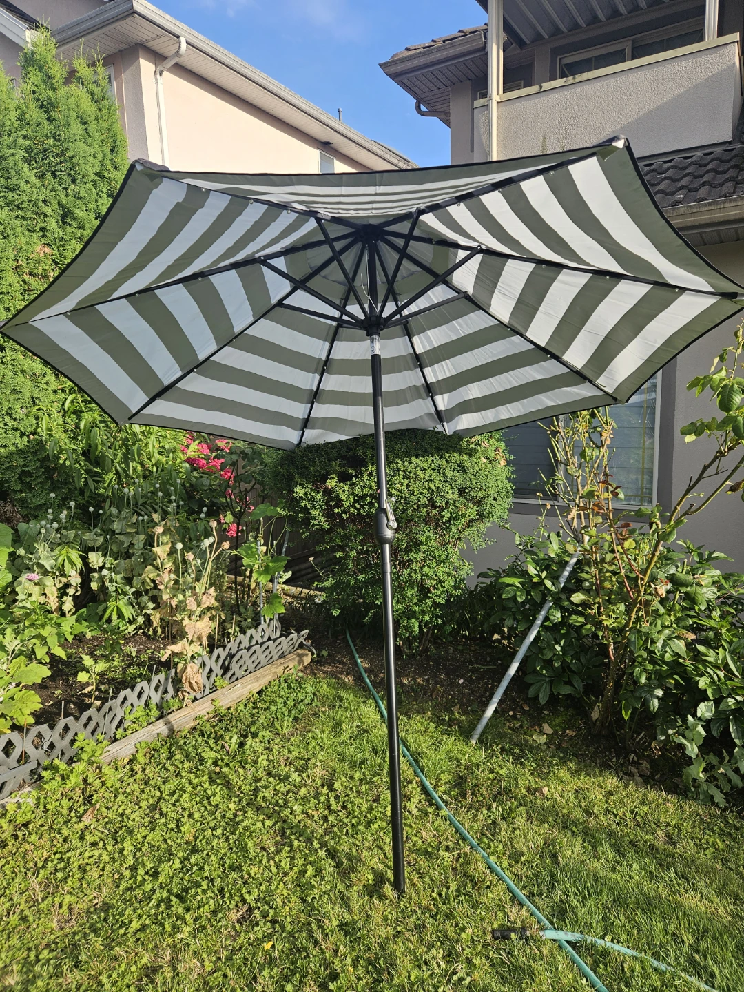 patio umbrella - photo 5