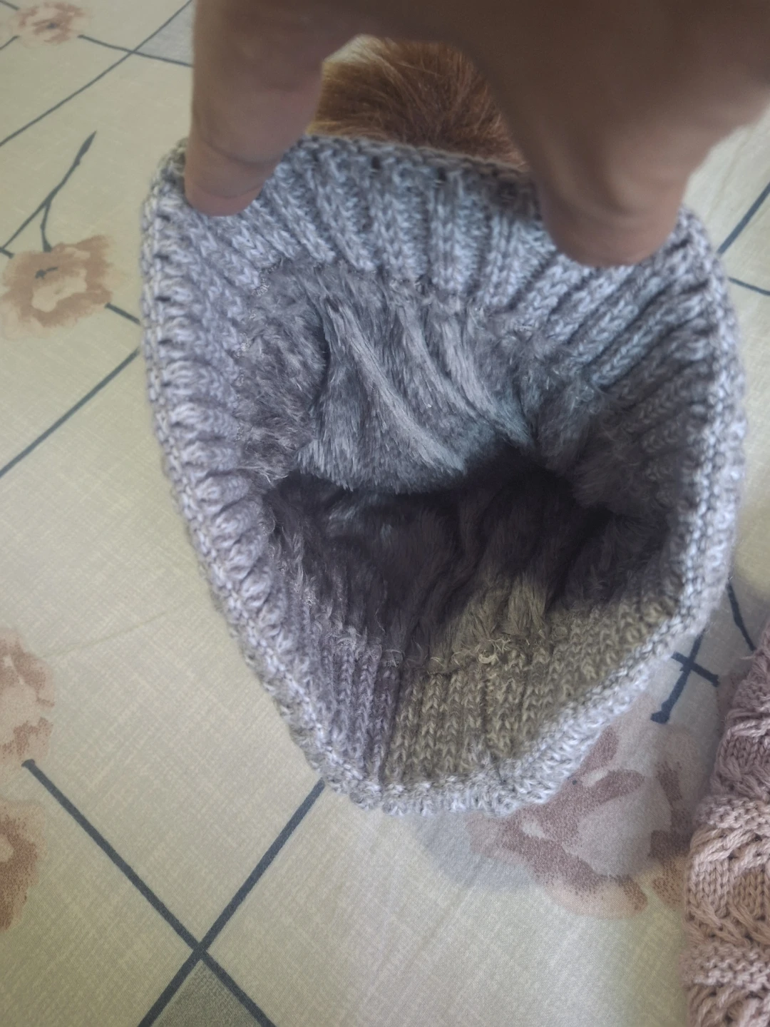 True North Grey Knit Pom Pom Hat - photo 3