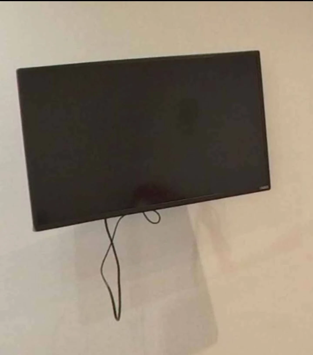 VIZIO D-Series 32" Smart TV