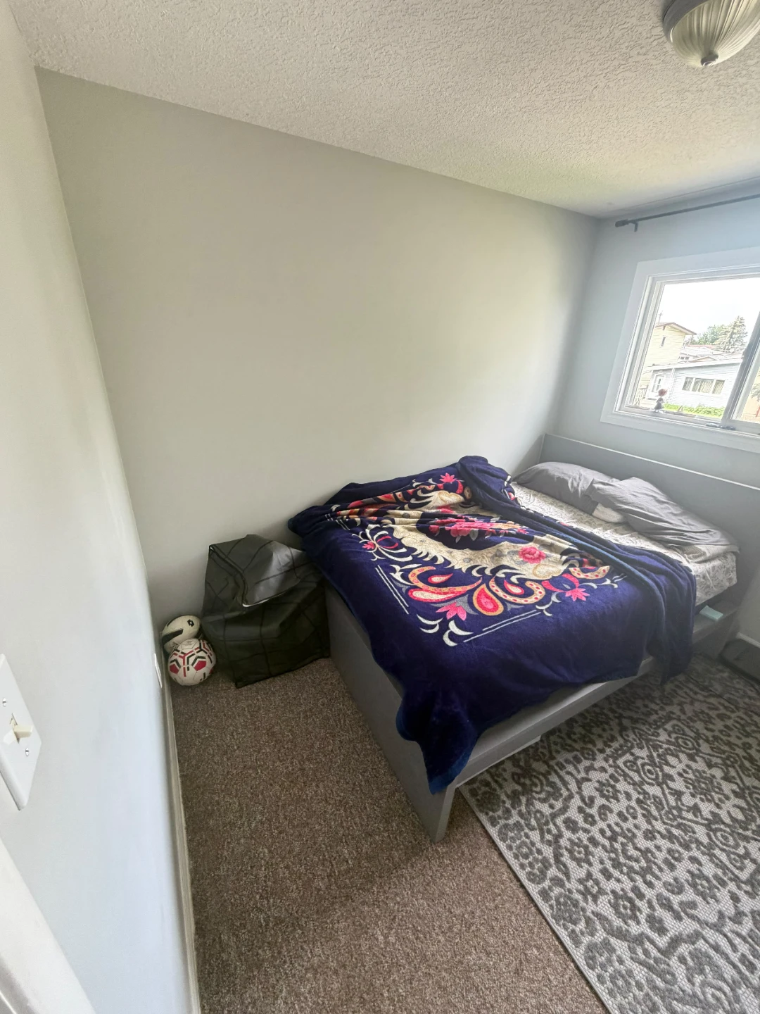 Private room for rent - photo 3