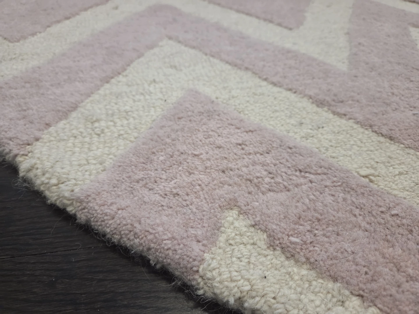 Handmade Tufted Wool Light Pink/Ivory Area Rug - photo 2