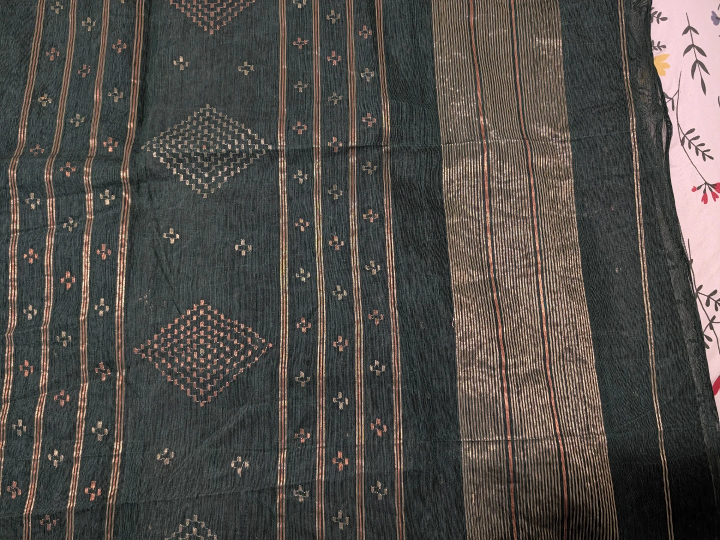 Green Jamdani Saree with Golden works - photo 3