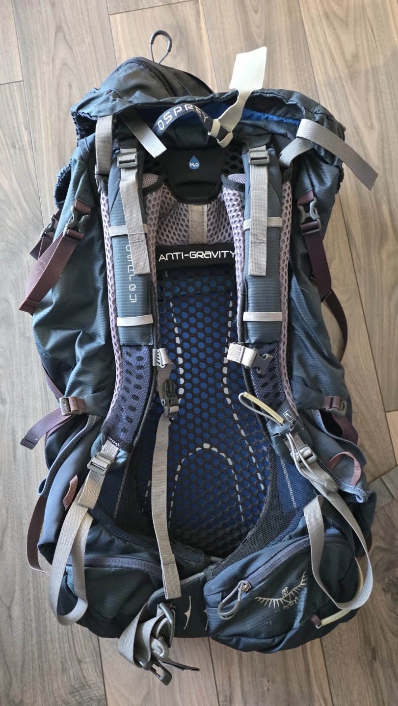 Osprey Anti-Gravity Backpack with Rain Cover - photo 4