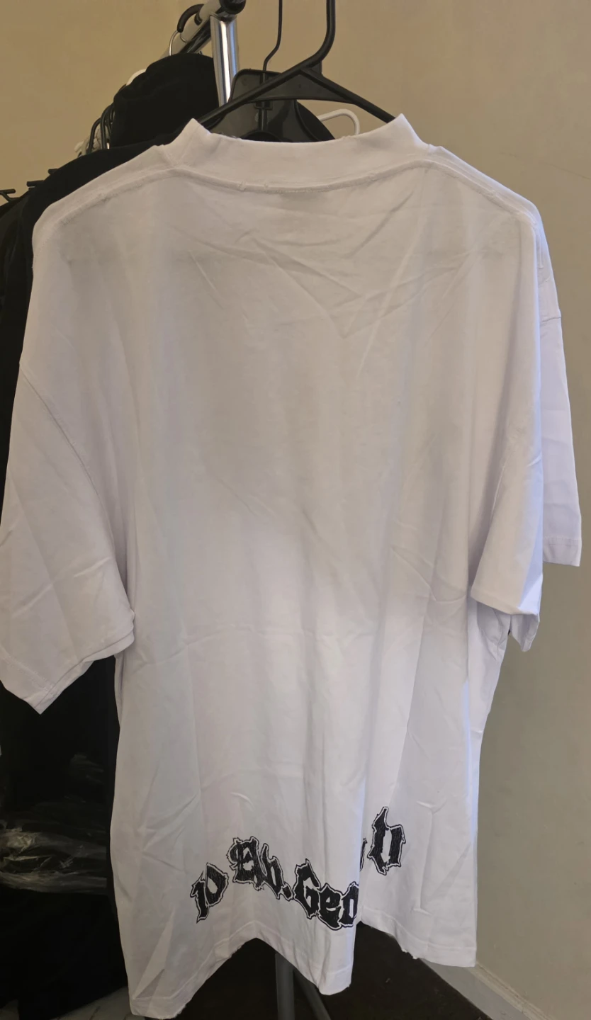 Balenciaga t-shirts - photo 3