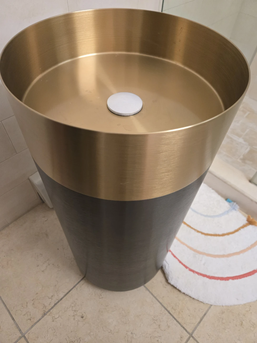 Pedestal Sink - Brass and Black Finish